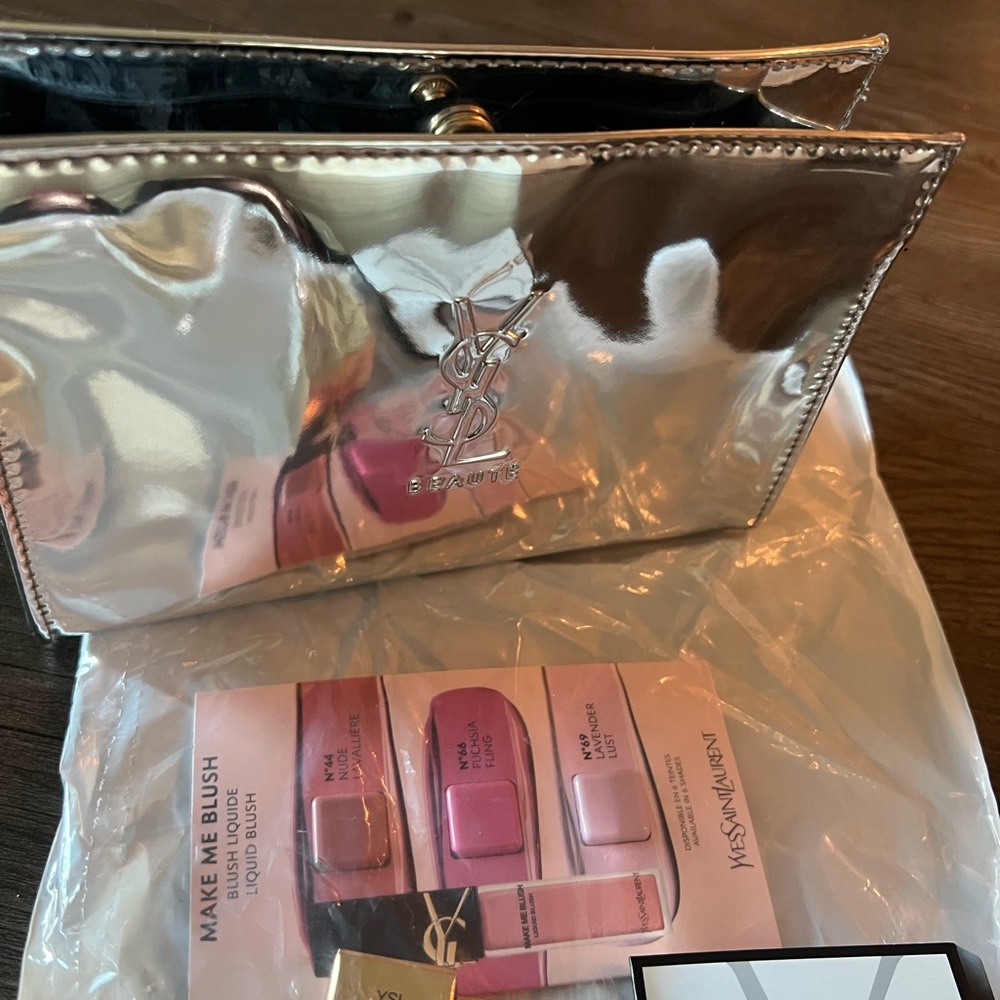 Yves Saint Laurent Lipstick Collection - Coral and Gold - Picture 6 of 9